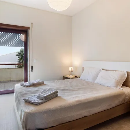 Margi Espo Villa Esposende