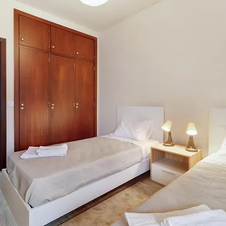 Margi Espo Villa Esposende